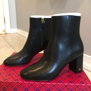 Tory Burch Brooke Black heeled Booties sz 6 NIB